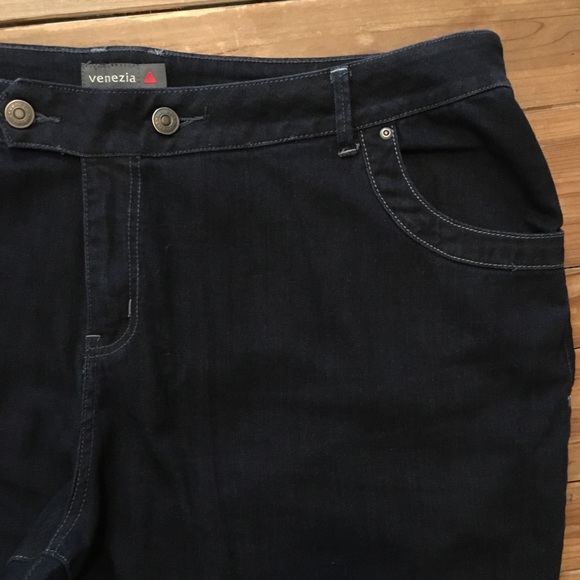 🌷SALE🌷Venezia Stretch Denim Jeans - Picture 2 of 9